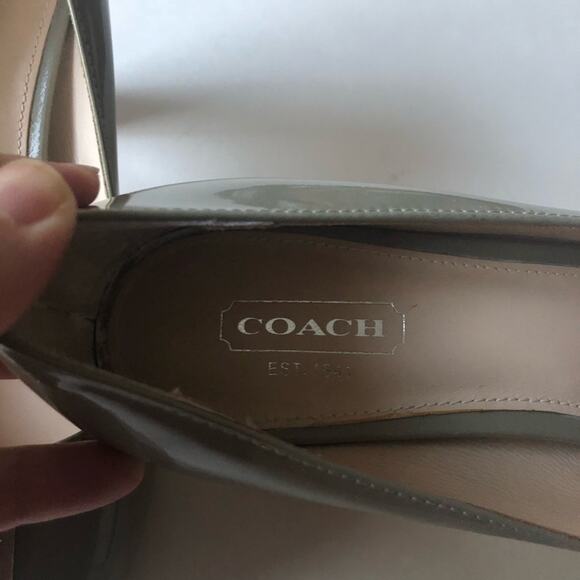 Coach Helaine Patent Peep Toe Pump Wooden Stacked - Picture 12 of 12